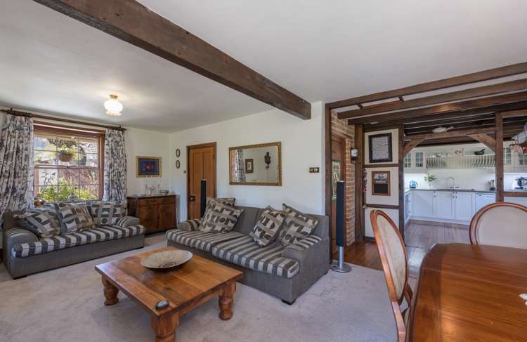 14 Aldinga Avenue Stoke_4