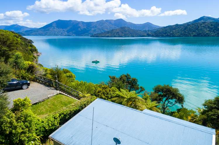 2453 Kenepuru Road Kenepuru Sound_20