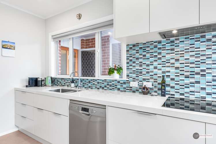 18 Holyoake Crescent Avalon_7