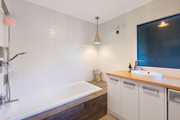 18 Resolution Road Welcome Bay_14