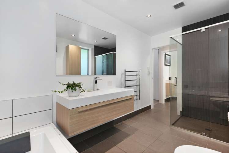 297 Portobello Road The Cove_23