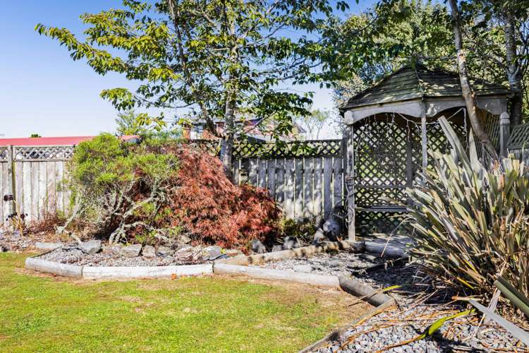 7 Swansea Road Stratford_24