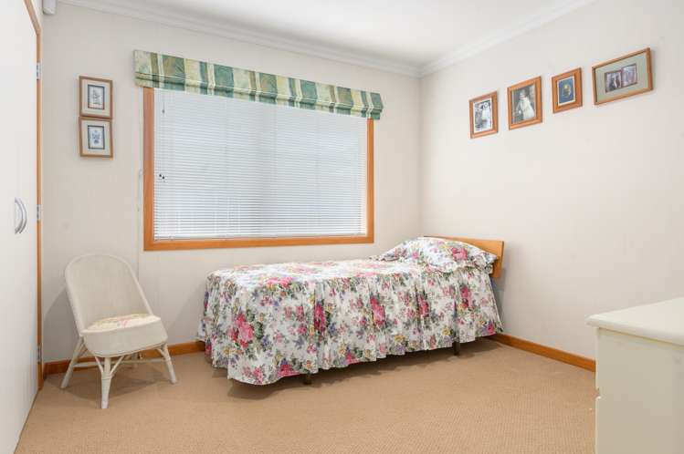 3 Wiltshire Drive Huntington_12