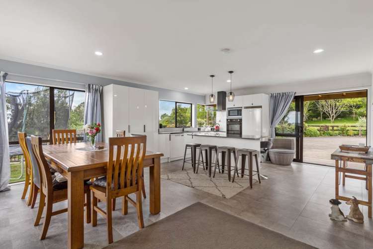 251 Drury Hills Road Drury_16