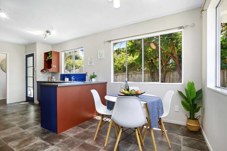 4 Atherstone Lane Belmont_7