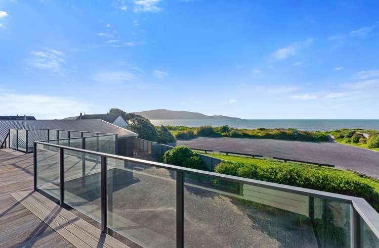 31 Oratia Street Waikanae Beach_7