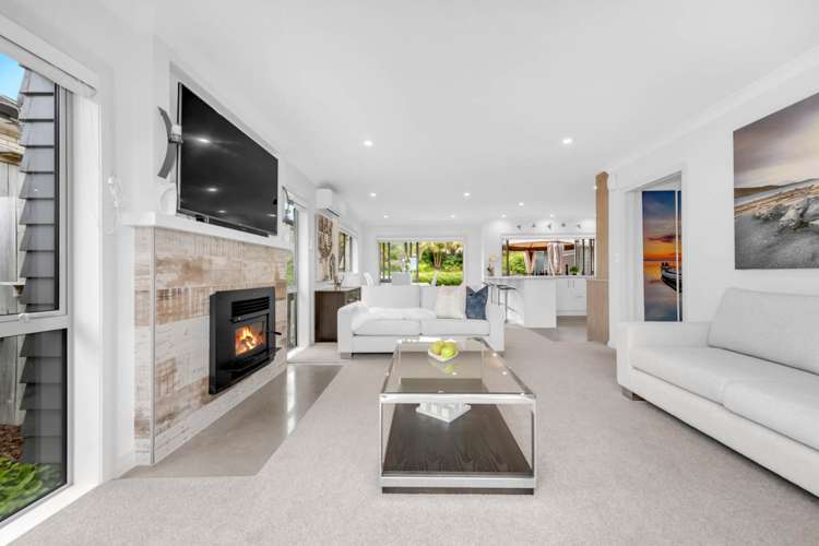 39 Karo Road Beachlands_33