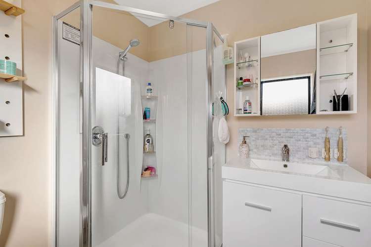 6 Westridge Camborne_16