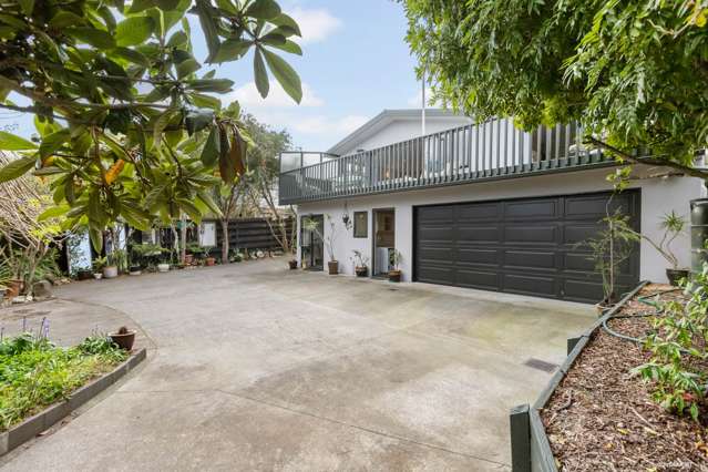 1397 Whangaparaoa Road Army Bay_1