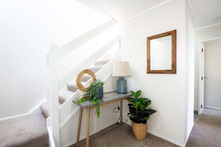 2/13 Fairclough Road Beach Haven_7