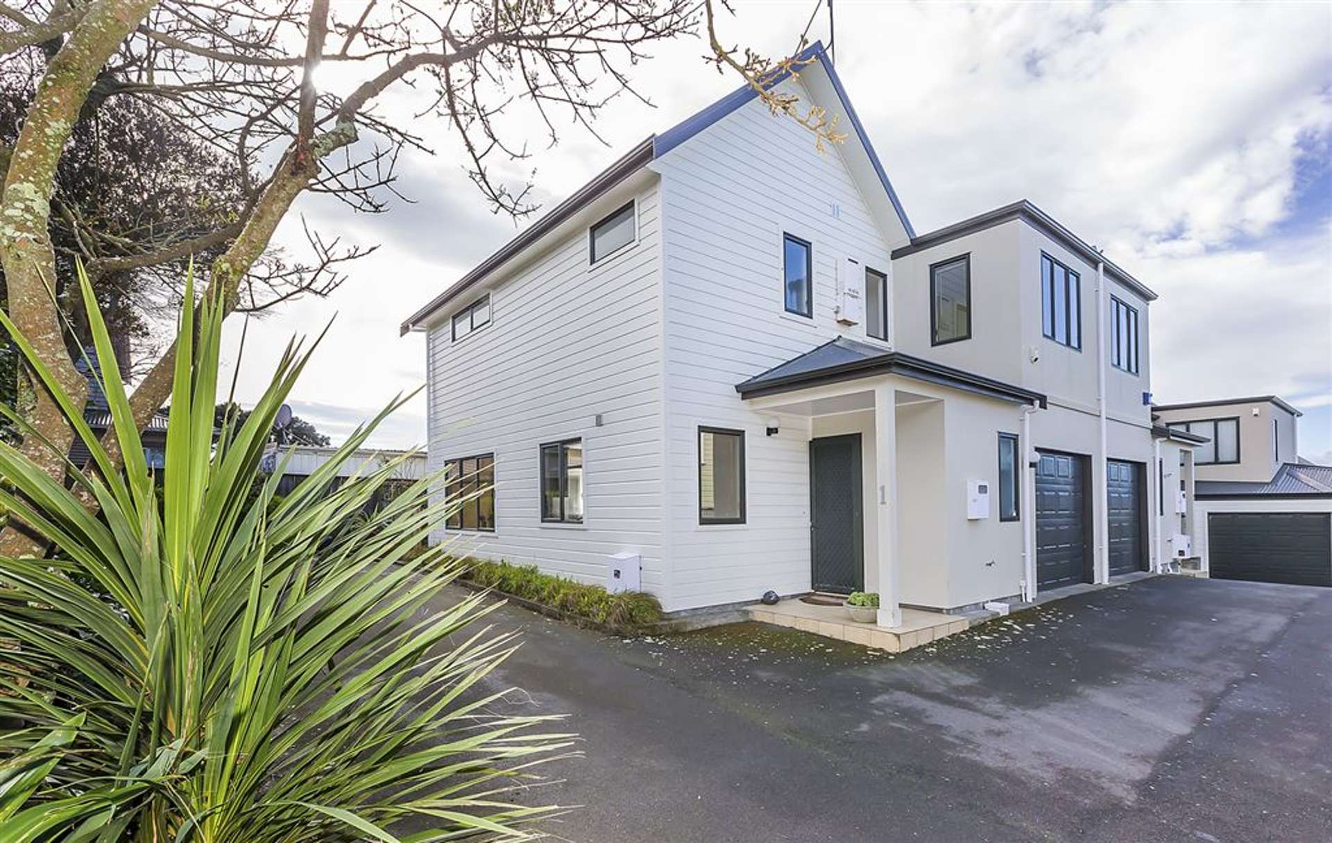1/265 Adelaide Road Newtown_0
