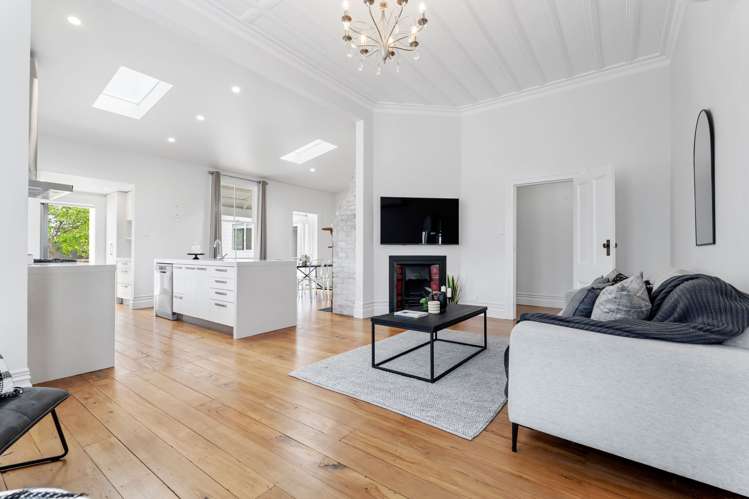 15 Powhiri Avenue Kensington_5