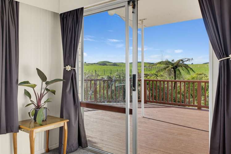 131 Tiromoana Road Eltham_33