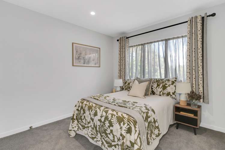 64a Smale Street Point Chevalier_13