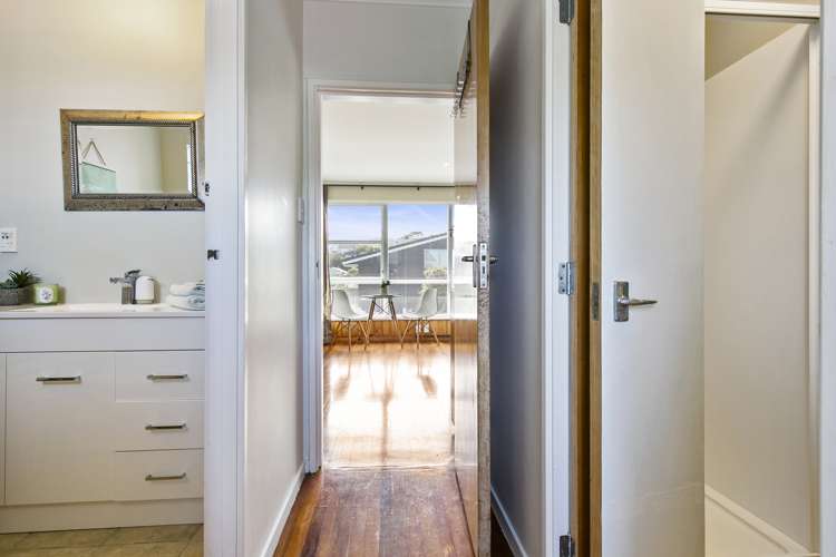 14 Waru Street Khandallah_22