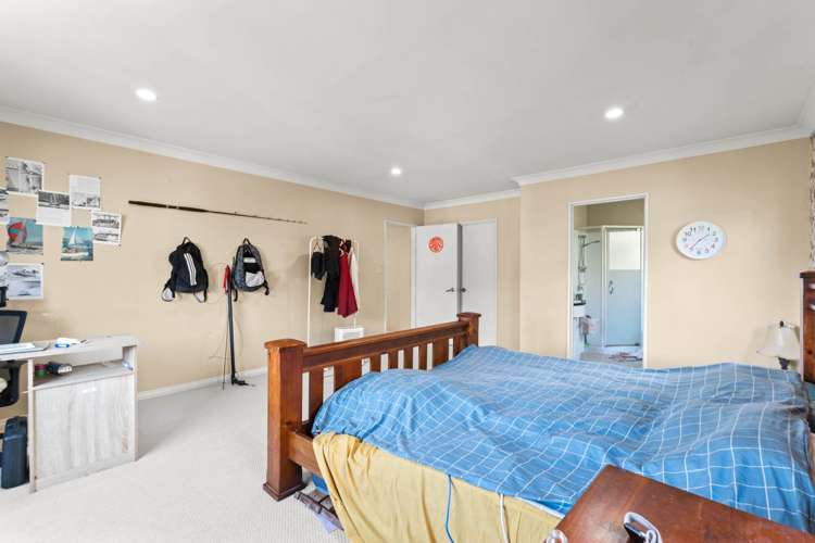 8 Ridge Valley Drive Browns Bay_11