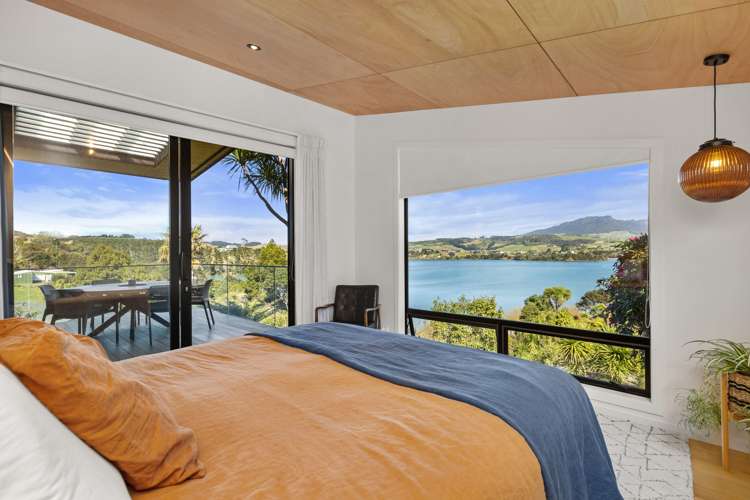 21 Point Street Raglan_26