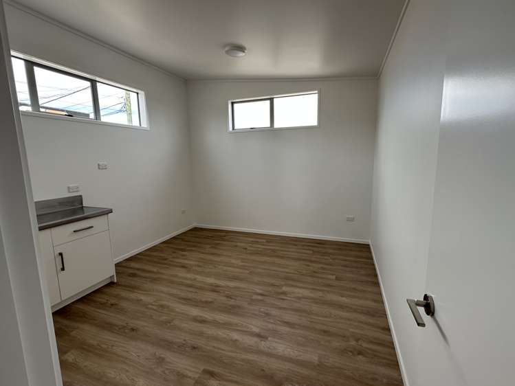 9/17-25 Leyland Street Onekawa_5