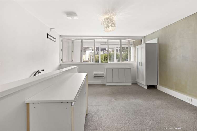 4 and 5/309 Willis St Te Aro_2