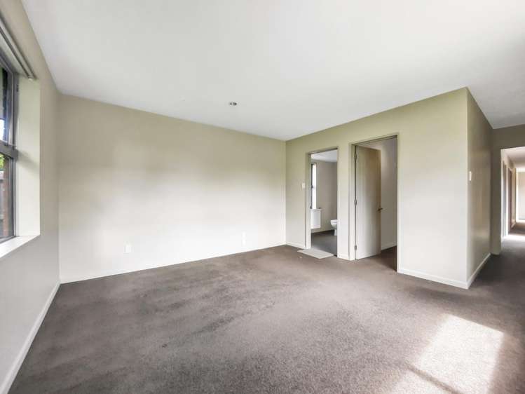 1 Crocus Lane 500081_4