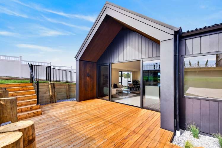 21 Annie Aranui Drive Poraiti_24