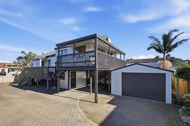 Surf, Sand and Simplified Living