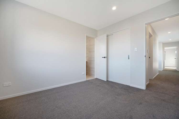 10 Stableford Crescent Opaheke_11