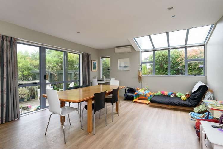 24 Joseph Banks Drive Whitby_10