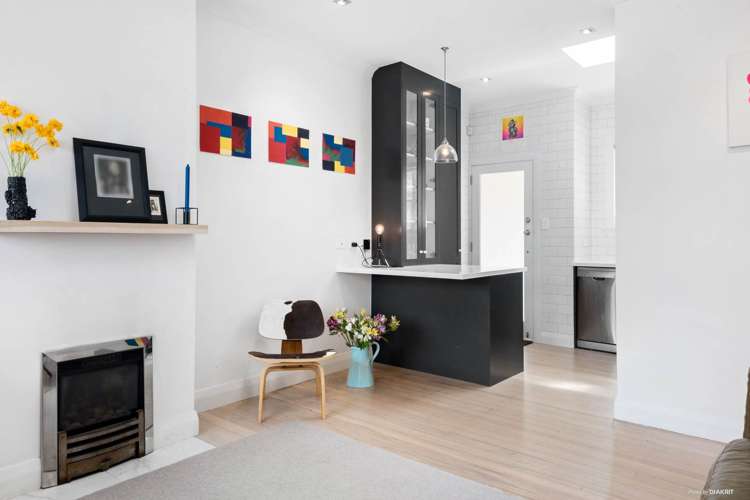 4/64 Victoria Road Devonport_0