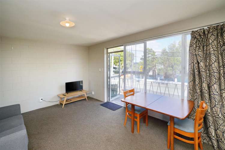 2 Raglan Street Phillipstown_14