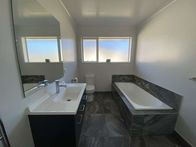 2 Cascade Crescent 2033_4