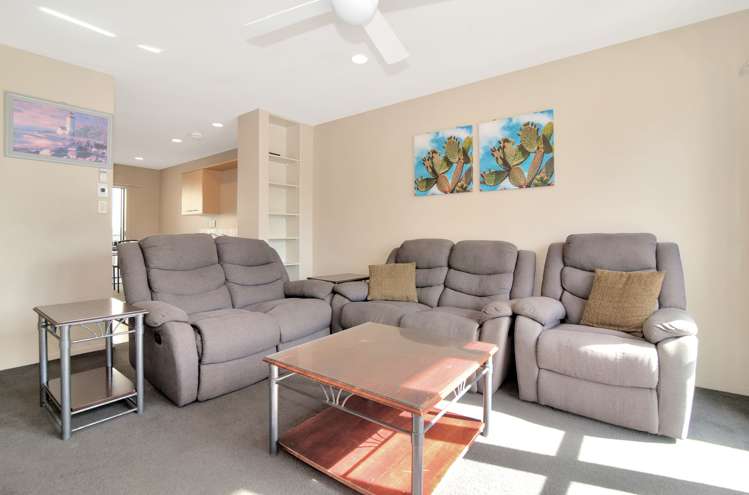 10/346 Oceanbeach Road Mount Maunganui_8