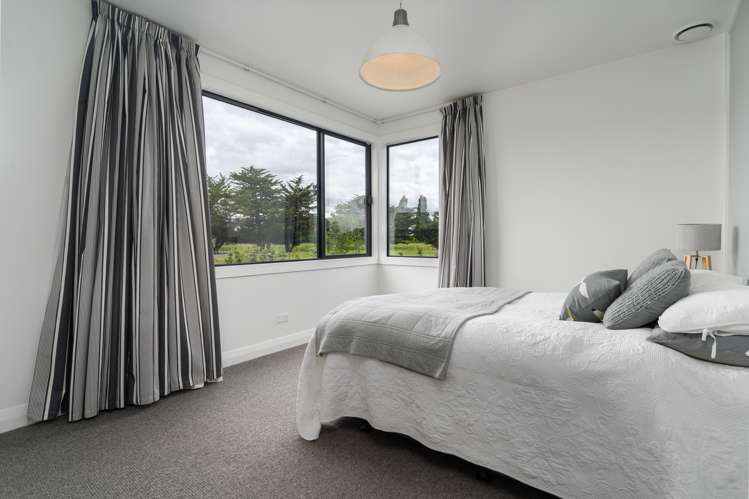 208a Wood Street Woodside_13