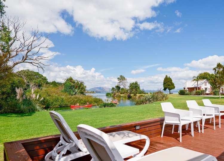 13/1420 Hamurana Road Mourea_22