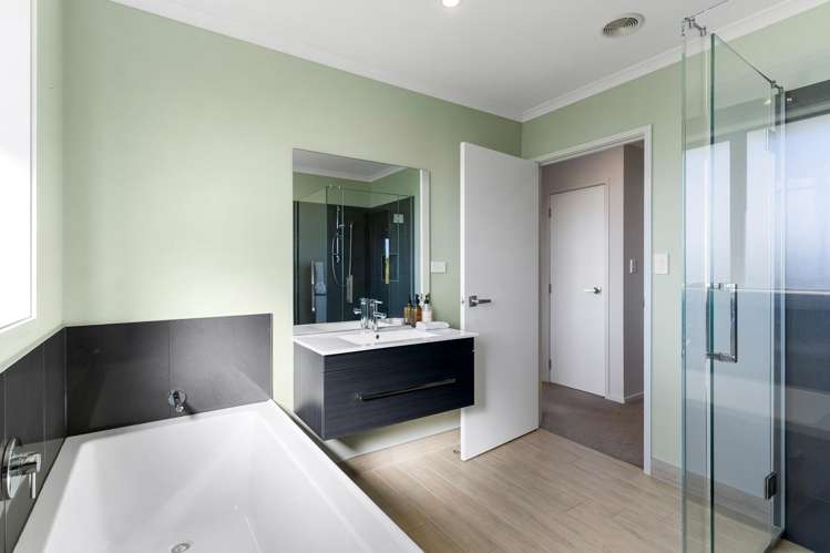 13 Pitoitoi Drive Riverhead_10