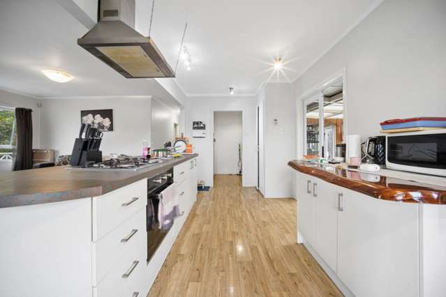 13 Gladfield Lane Te Atatu Peninsula_3