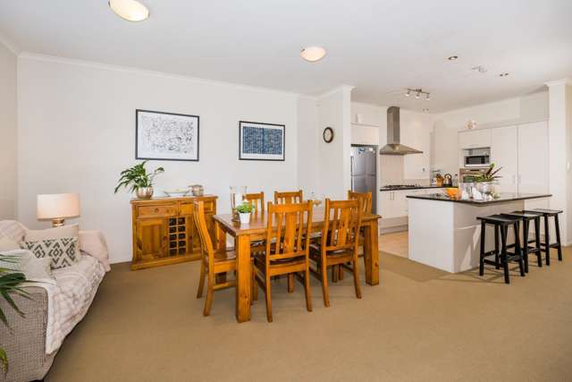 7 Ashurst Lane Greenhithe_2