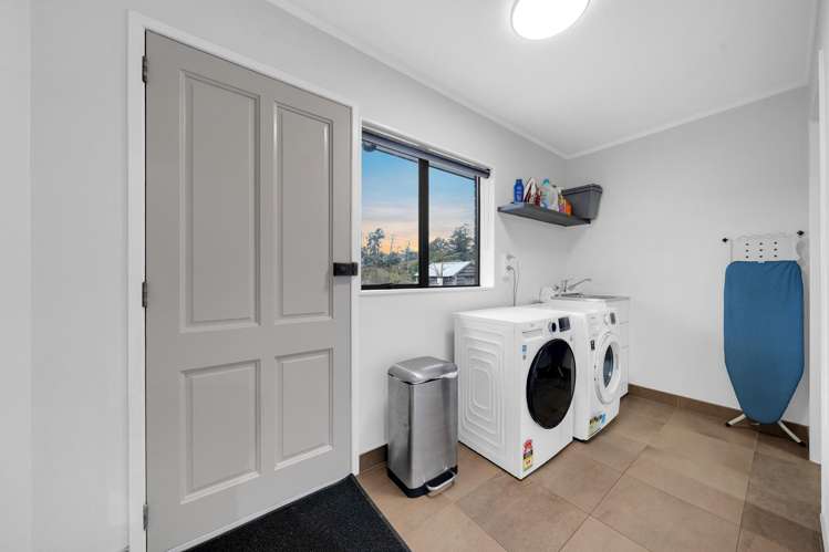 12 Lochend Place Highland Park_33