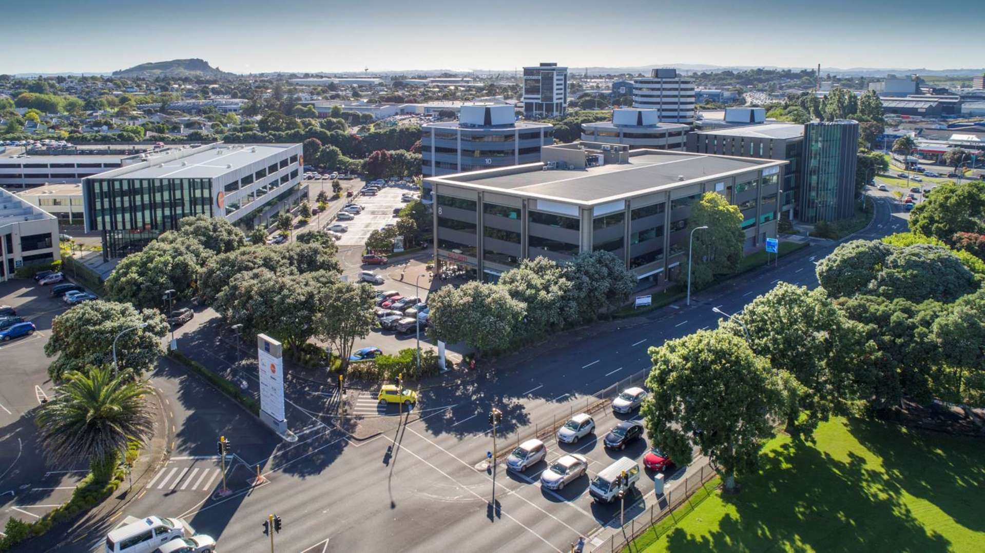 Building /660 Great South Road Ellerslie_0