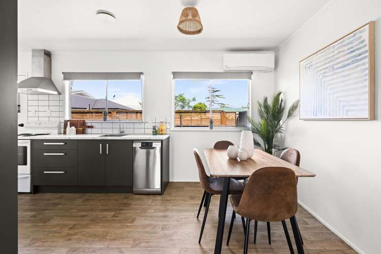 2/97 Nelson Crescent Napier South_5