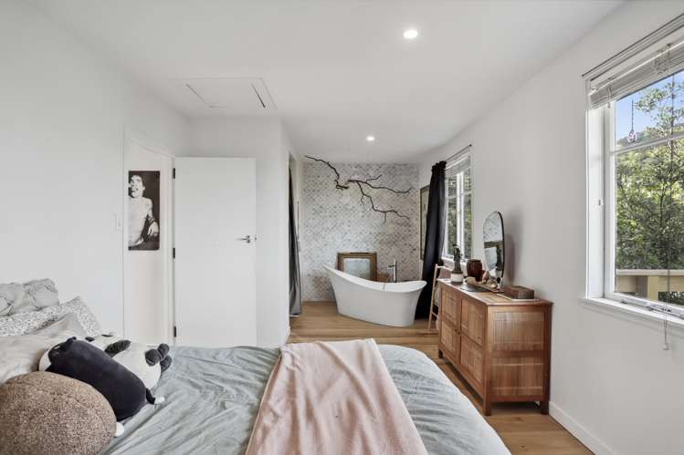 19 Beach Valley Road Piha_8