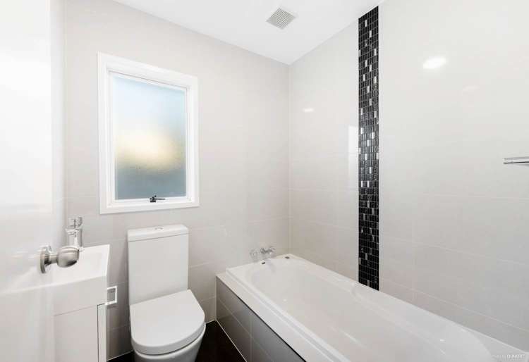 11 Lutana Place Burswood_9