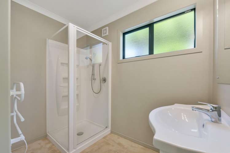 19 Cheshire Place Stoke_10