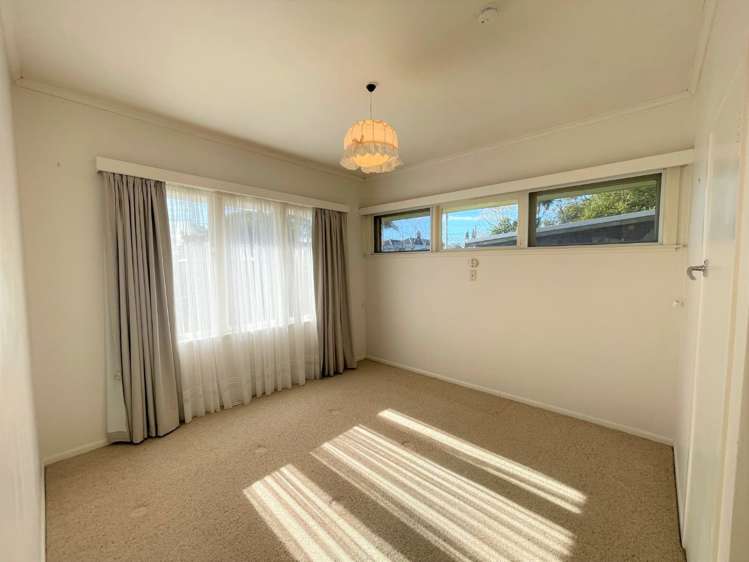 1/4a Corrella Road Belmont_8
