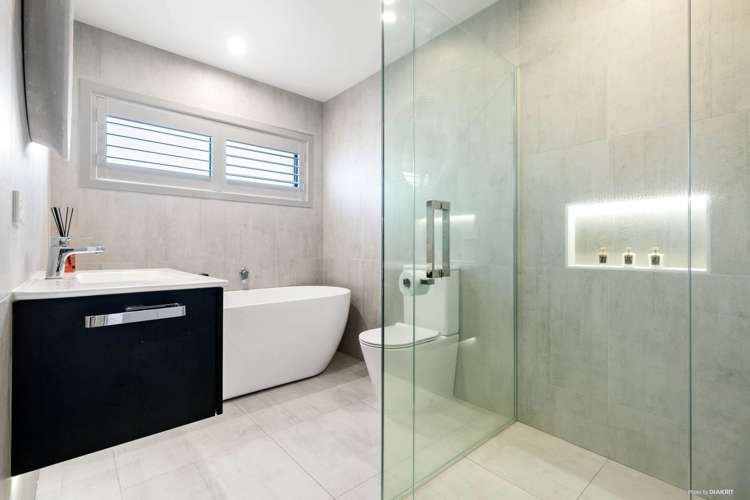 6 Islet Road Long Bay_18