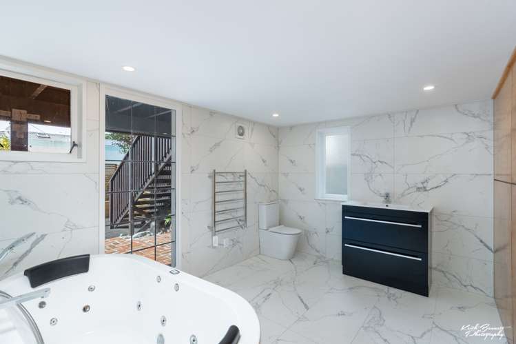 37 Grant Road Thorndon_21