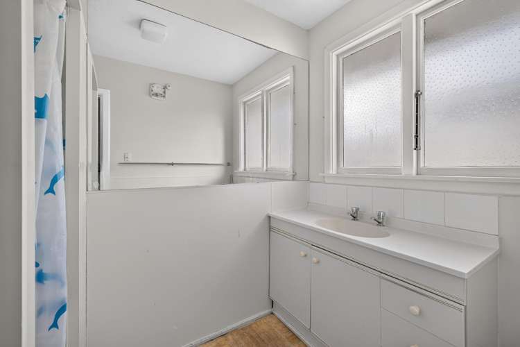 347 Worcester Street Linwood_7