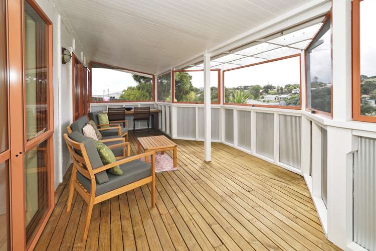 14 Violet Street Raglan_14