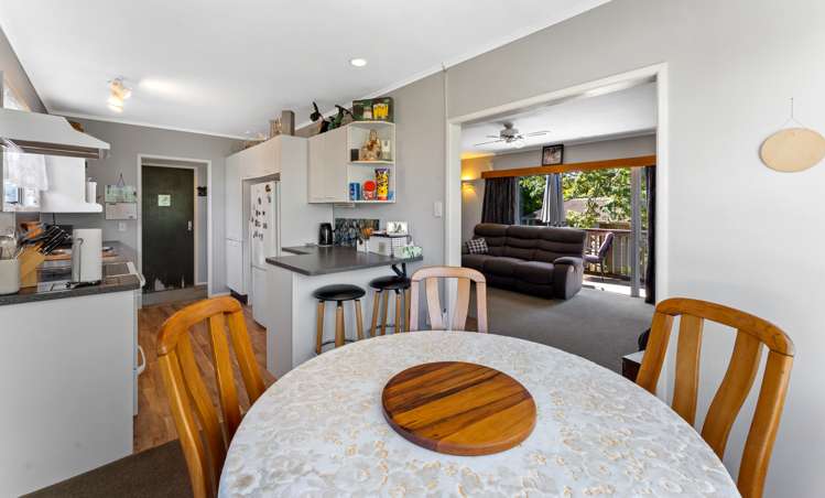 6 Metcalfe Road Ranui_16