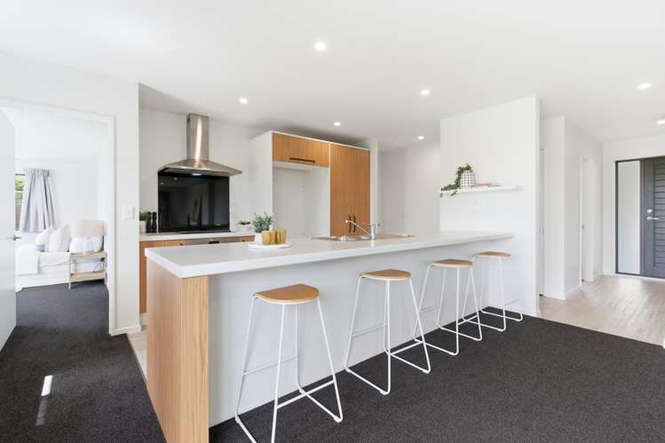 28 Burnham School Road_1